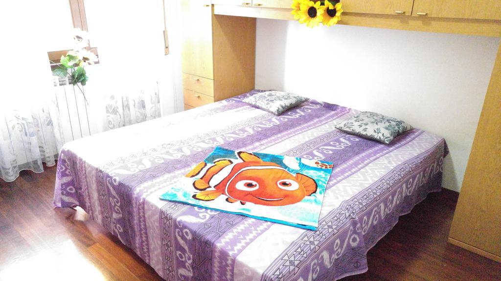 Appartamento Turistico Laura Rzym Zewnętrze zdjęcie
